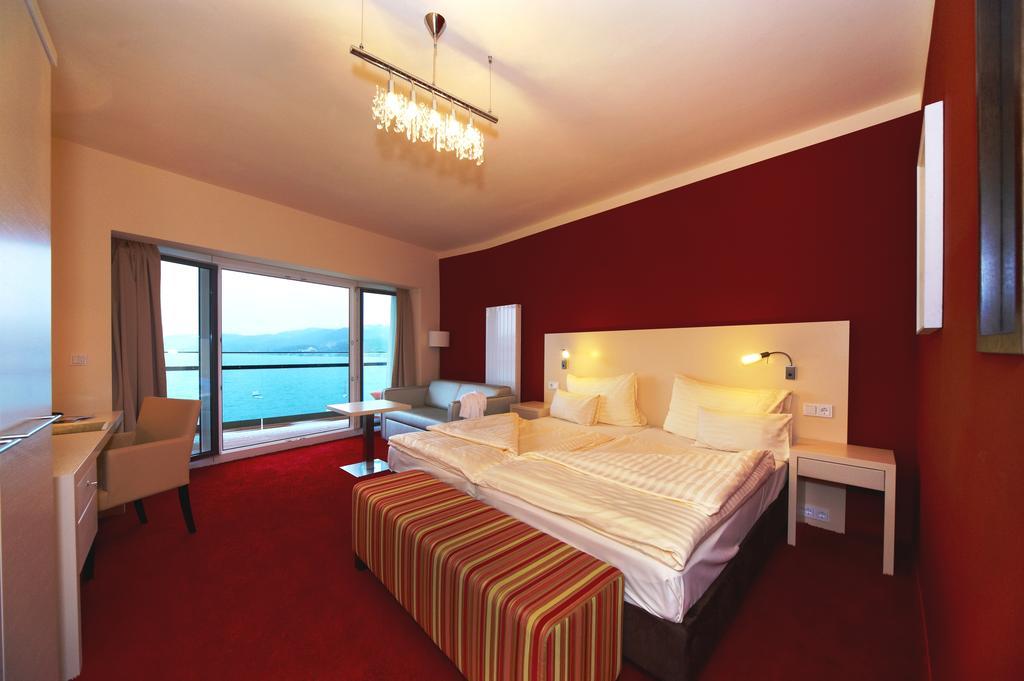 Parkhotel Poertschach - Hotelresort Mit Insellage Am Woerthersee 4*